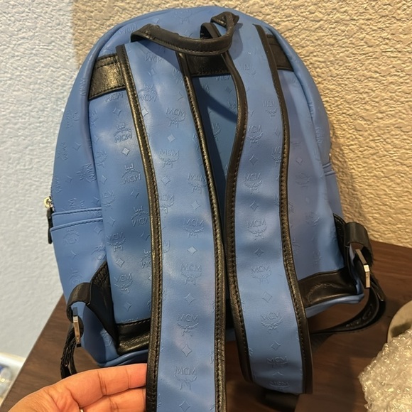 MCM Imprente Monogram Backpack with Detachable clutch - Picture 8 of 10